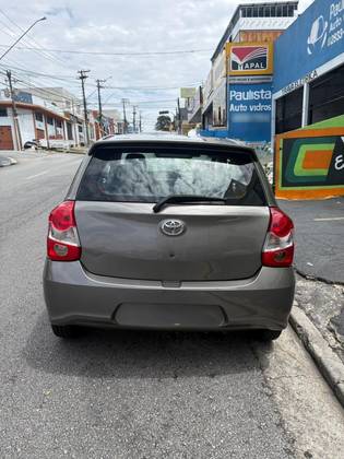 TOYOTA ETIOS 1.3 X 16V FLEX 4P MANUAL TOYOTA ETIOS 1.3 X 16V FLEX 4P MANUAL